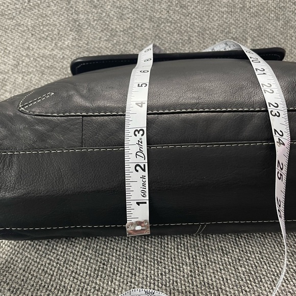 Elegant Black Satchel with Woven Texture, Dual Handles & Strap Genuine Leather - Picture 16 of 16